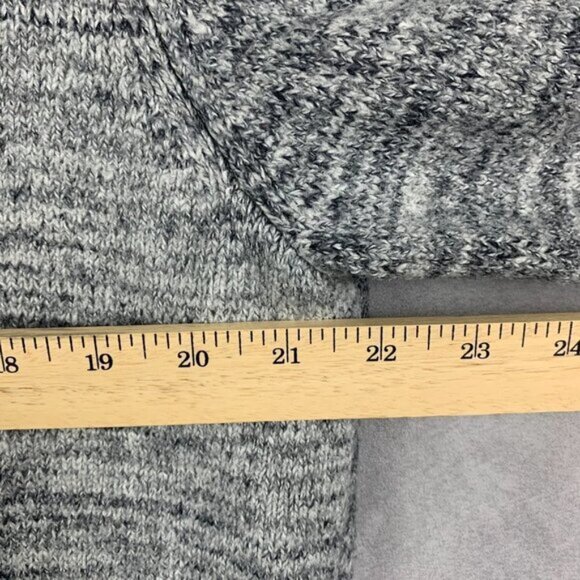 American Eagle  Sweater  (Fits Large) Gray Heather Button Up Long Sleeve - Picture 4 of 6